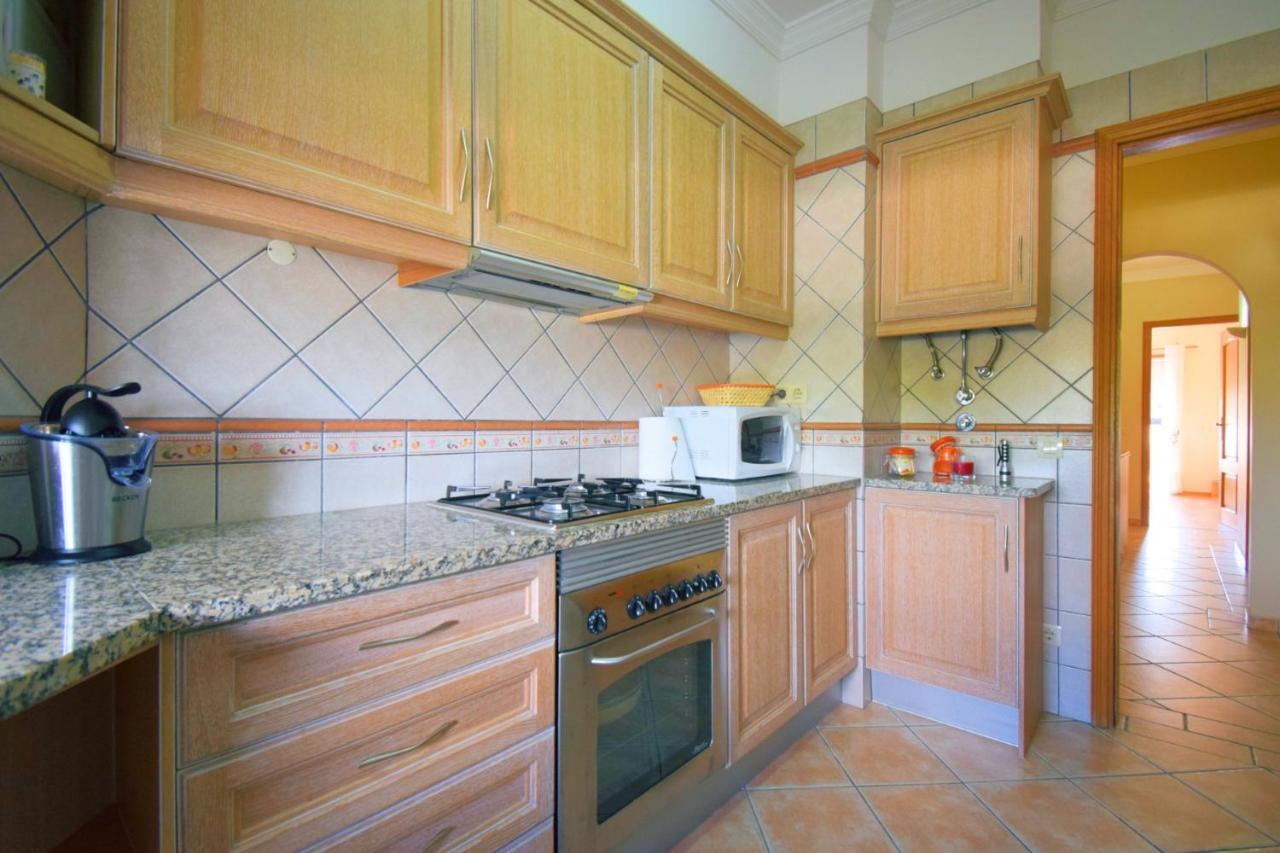 Appartamento Private Large Terrace Facing The Swimming Pool Guia  Esterno foto