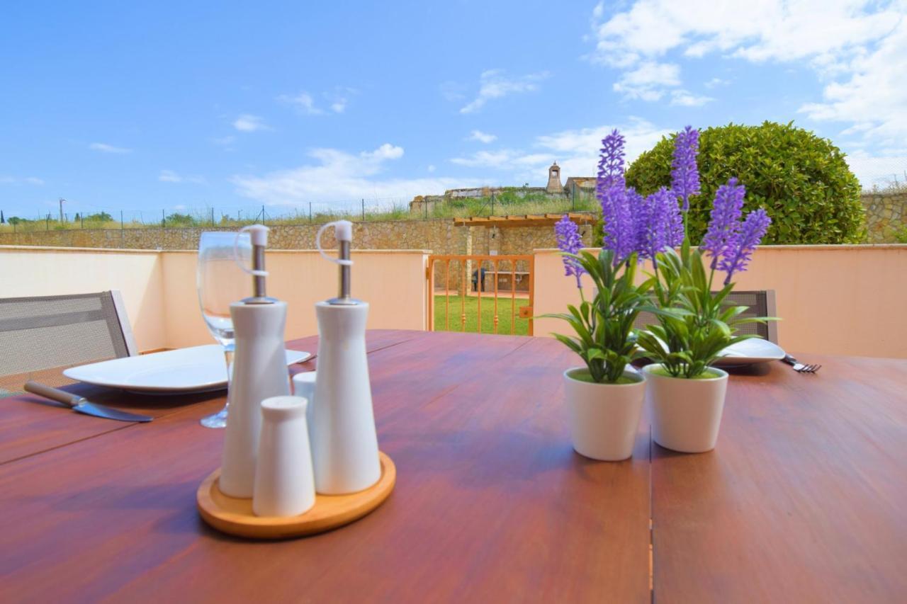 Appartamento Private Large Terrace Facing The Swimming Pool Guia  Esterno foto