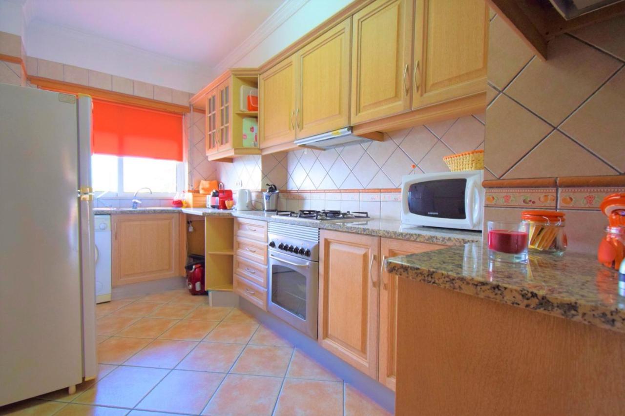 Appartamento Private Large Terrace Facing The Swimming Pool Guia  Esterno foto
