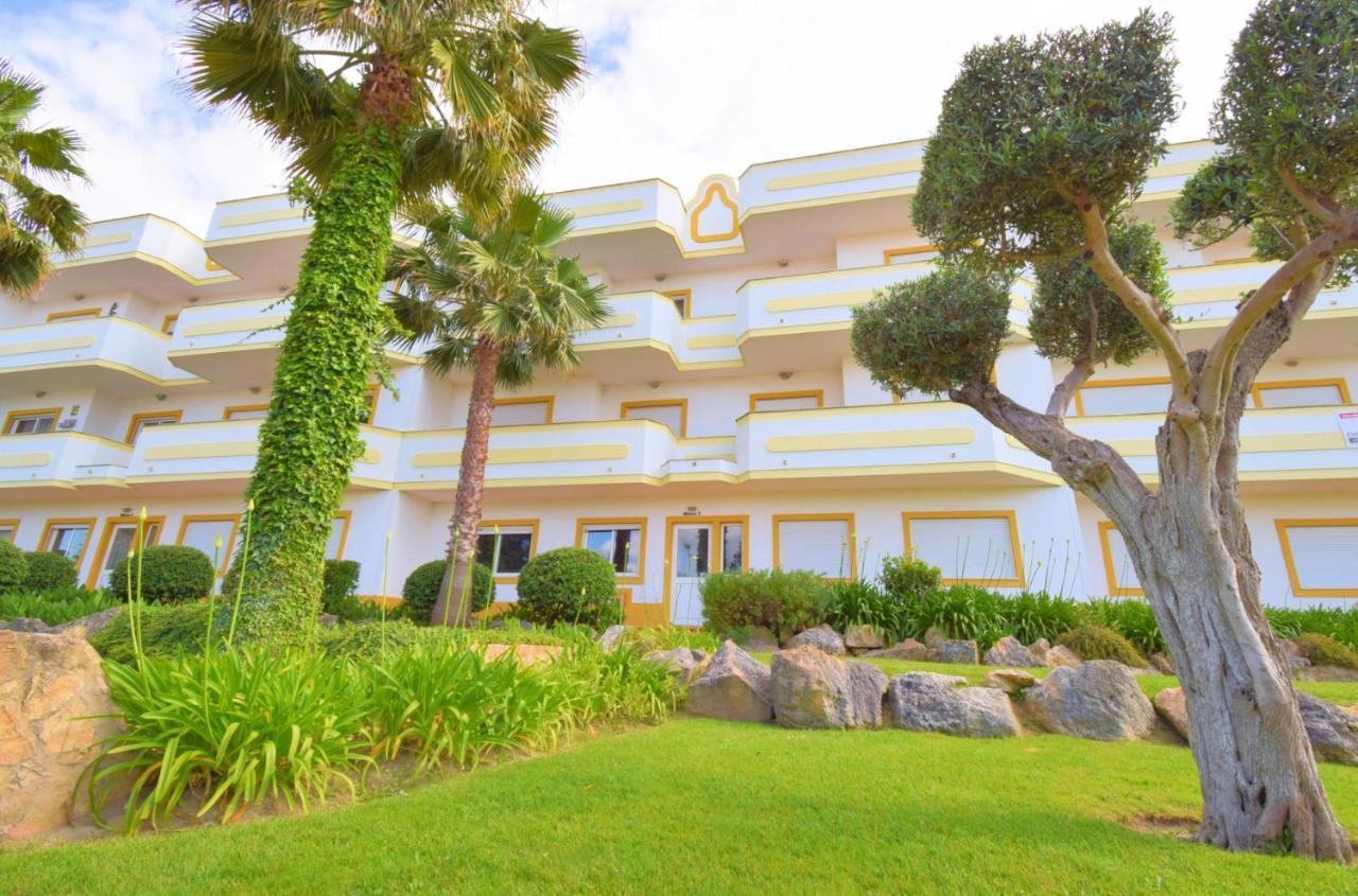 Appartamento Private Large Terrace Facing The Swimming Pool Guia  Esterno foto